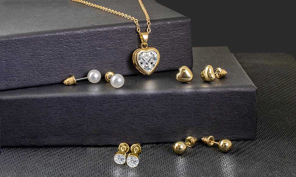 Set of 5 Gold Earrings And Necklace Set